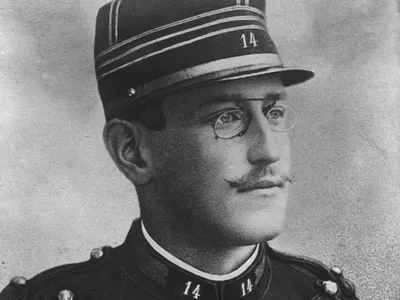 Alfred-Dreyfus-1894_jpg