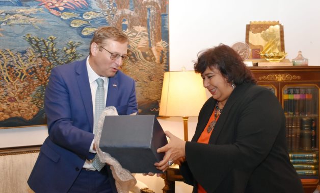 Egypt's Min. of Culture Inas Abdel Dayem {R} with Czech Republic's Ambassador to Egypt Jan Fulik - Min. of Culture