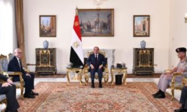       Sisi stresses Egypt's keenness on furthering cooperation with Serbia 