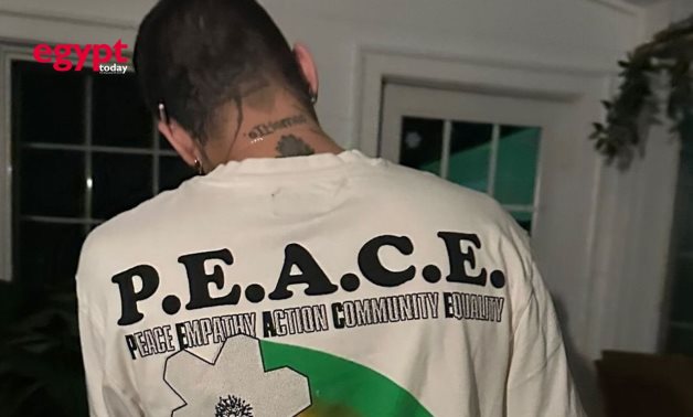 Acclaimed British singer and songwriter ZAYN wears a ‘P.E.A.C.E’ TA -Shirt From Pro-Palestine Brand.
