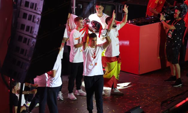 Spain's Alvaro Morata with teammates during celebrations on Plaza Cibeles after winning Euro 2024 REUTERS/Isabel Infantes/File Photo 