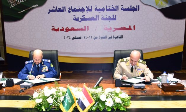 Chief of Staff of the Egyptian Armed Forces Ahmed Khalifa (R) receives Chief of the General Staff of Saudi Arabia Fayyad bin Hamed Al-Ruwaili - Egyptian military spox