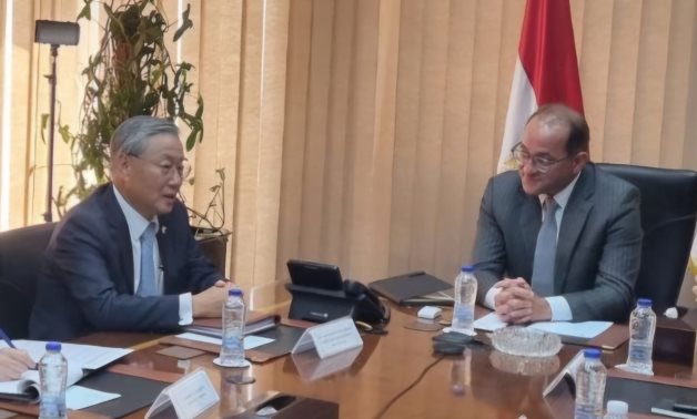 Ambassador Kim Yonghyon of the Republic of Korea in Egypt had a meeting with Egypt's Minister of Finance, Ahmed Kouchouk, on August 19 - press photo from the South Korean embassy