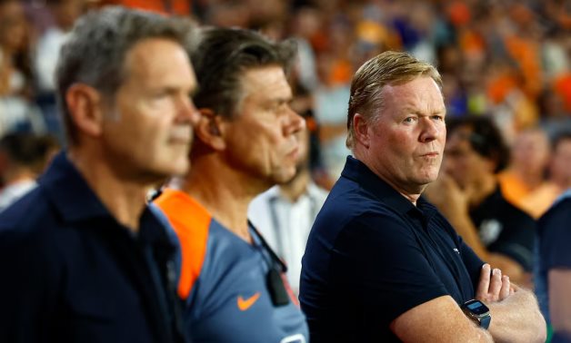 Netherlands coach Ronald Koeman before the match REUTERS/Piroschka Van De Wouw 