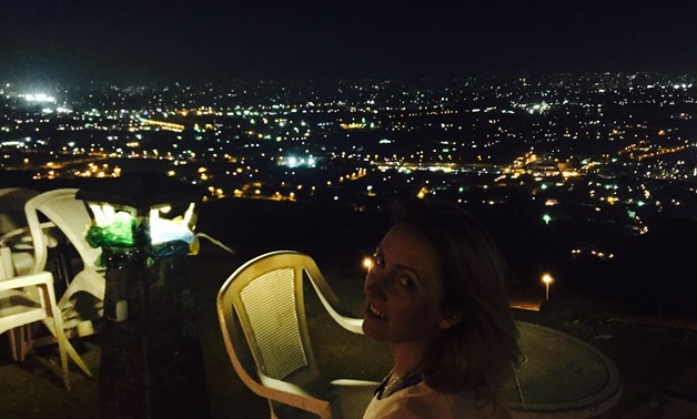 The Hollywood view of Cairo by night from Moqattam Hill – Egypt Today