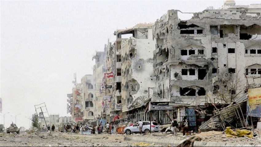 مجموعة فنادق مدمرة فى مديرية دار سعد شارع الشهيدة فيروز فى عدن