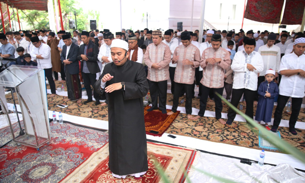 Indonesian Muslims perform Eid al-Fitr prayer at the embassy in Cairo- press photo