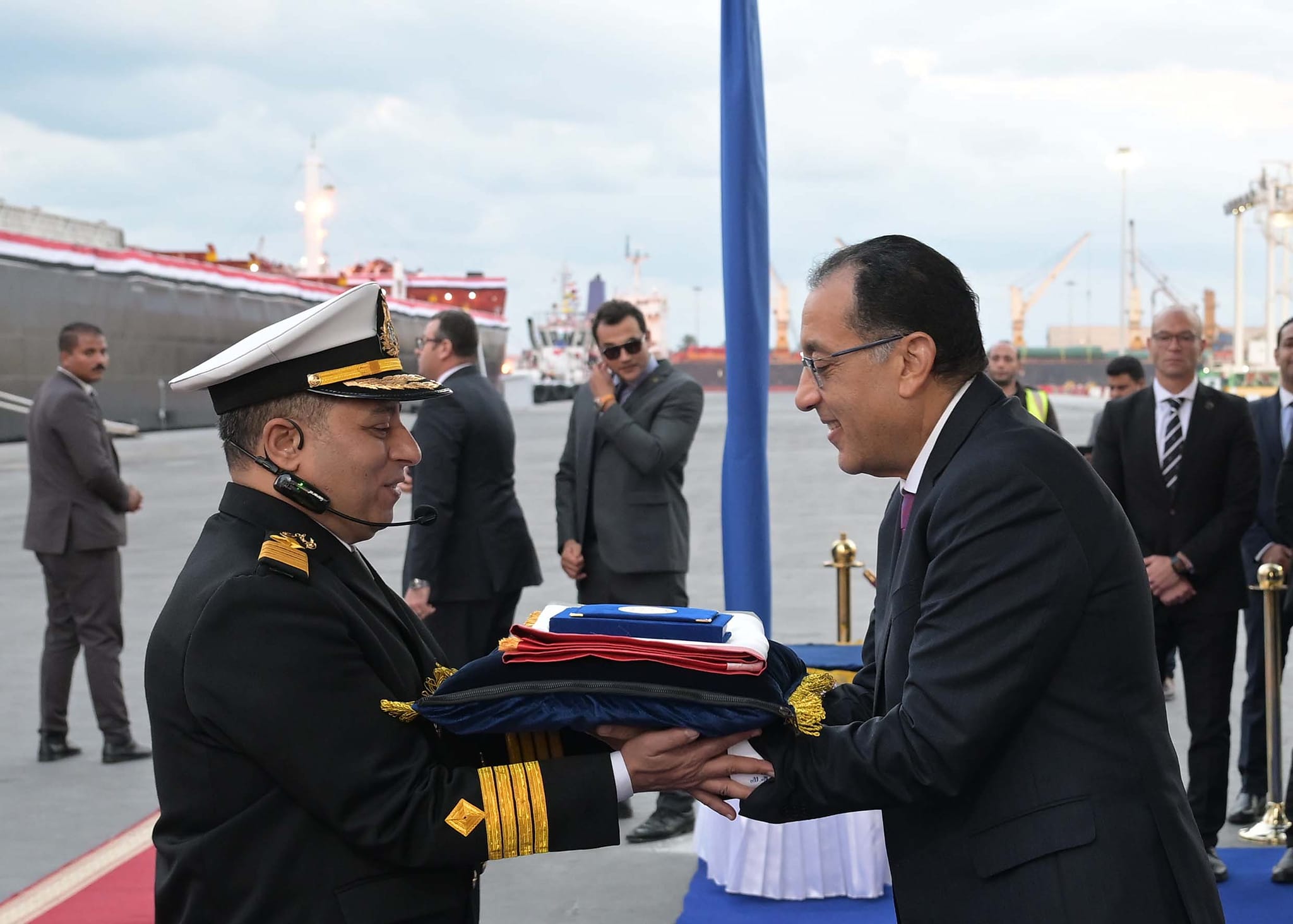 PM witnesses raising of Egyptian flag on ‘Wadi El Arish’ vessel: ‘jewel ...