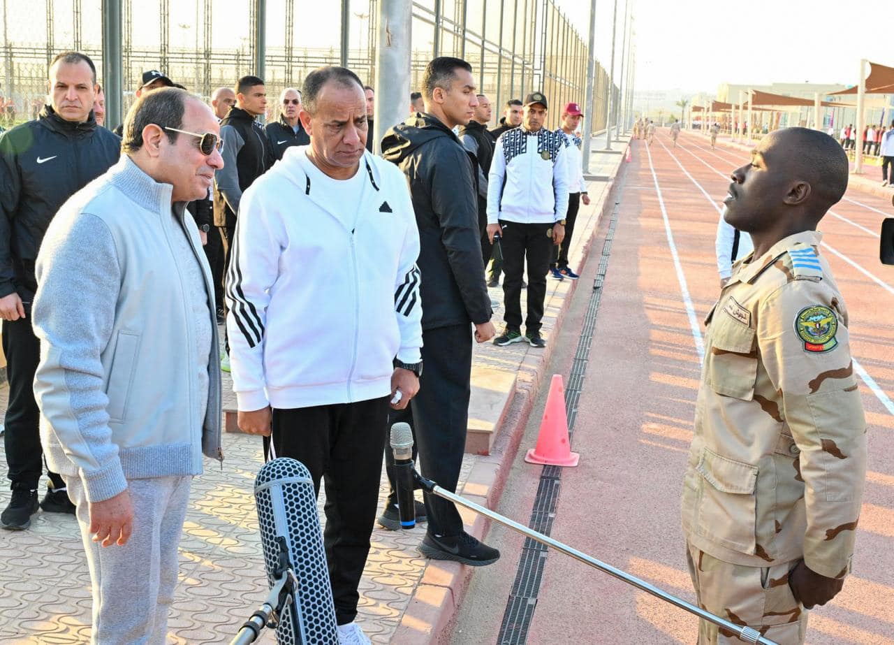 President Sisi visits Egyptian Military Academy to speak to students 14