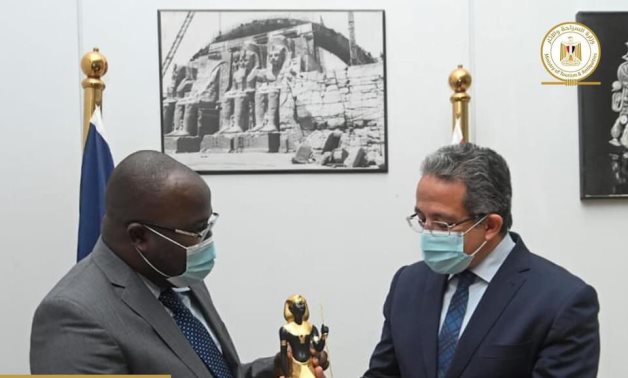 Egypts Minister Of Tourismand Antiquities Meets With Minister Of Foreign
