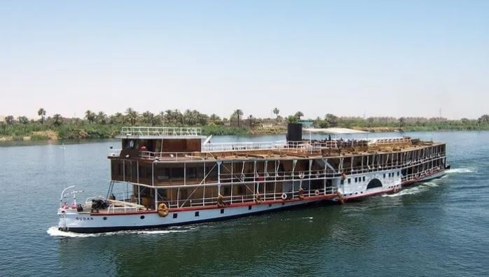 NIle Cruise