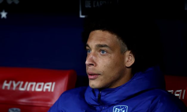 De Belgische middenvelder Witsel stopt als international