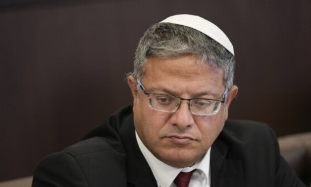 Israeli far-right minister Ben Gvir storms Ibrahimi Mosque in Khalil city