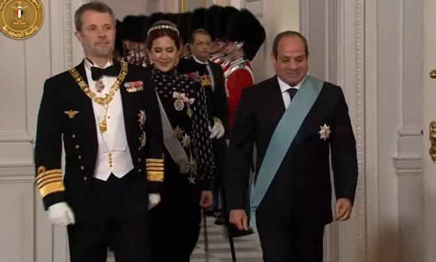 “An Evening of Diplomacy: President Sisi Joins King Frederik X for a Lavish Dinner Banquet”